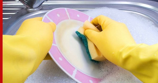 Желтый налет на посуде: какие средства использовать для быстрого и эффективного удаления