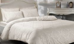 Свадебное постельное белье: как выбрать и создать атмосферу романтики в спальне